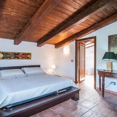 Villa Costanza