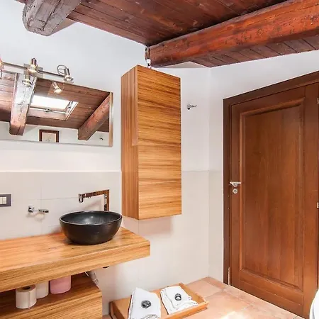 Costanza Villa Cefalu