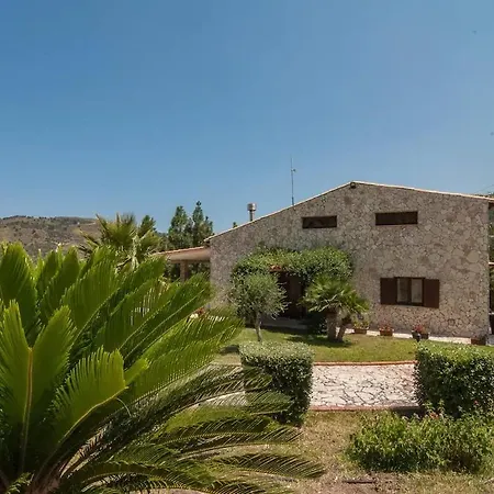 Villa Costanza